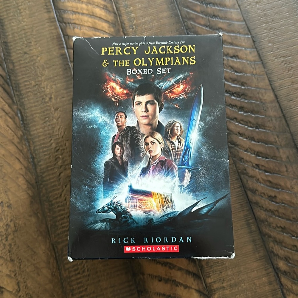 Percy Jackson and the Olympians 5 Book Paperback Boxed Set